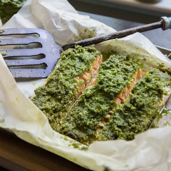 Pesto Salmon in Parchment Paper