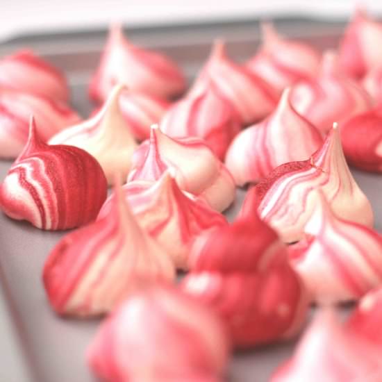 Meringue kisses