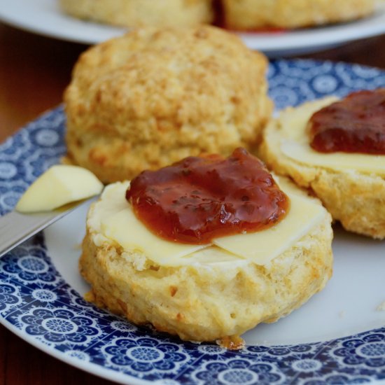 Cheesy Buttermilk Scones