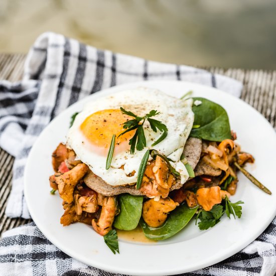 buckwheat chanterelles pancakes