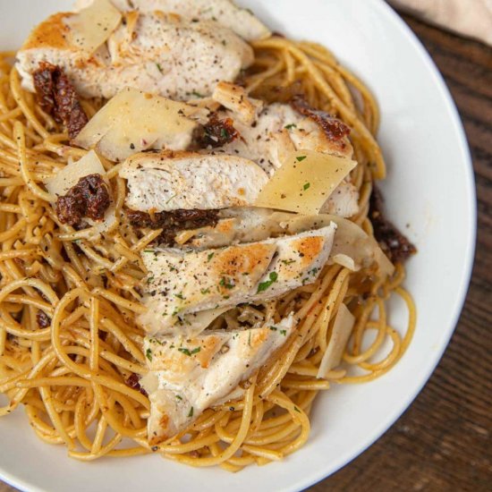 Sun Dried Tomato Chicken Pasta