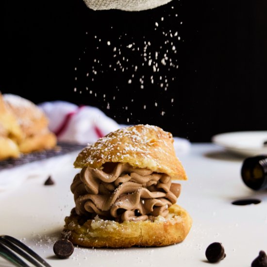 Chocolate Raspberry Cream Puffs (V)