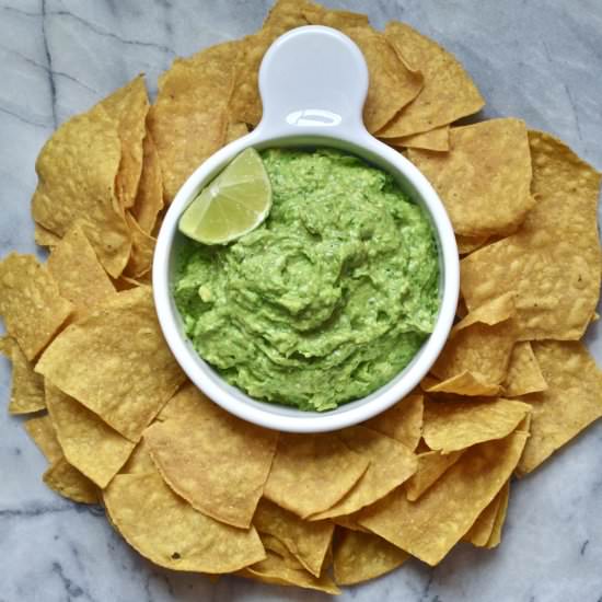 SUPER GREEN GUACAMOLE