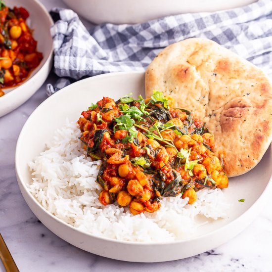 15 Minute Chickpea & Spinach Curry