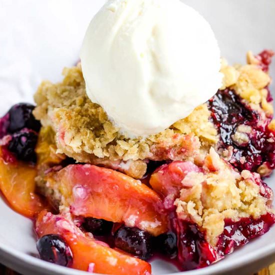 Blueberry Peach Crisp