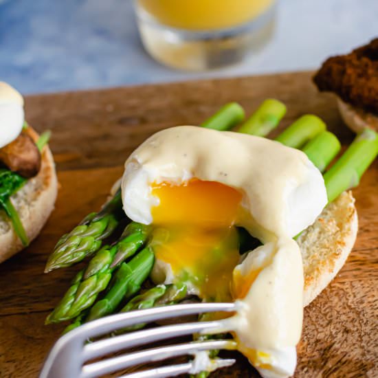 Five ways to poach eggs