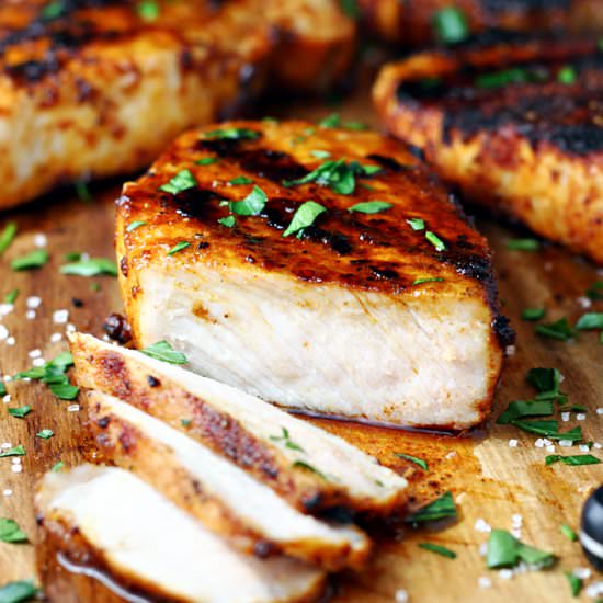 Juicy Grilled Pork Chops