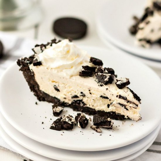 No Bake Oreo Pie