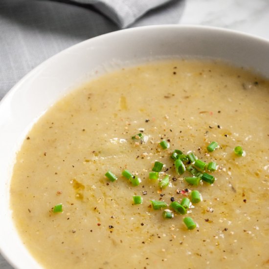 Vegan Potato Leek Soup