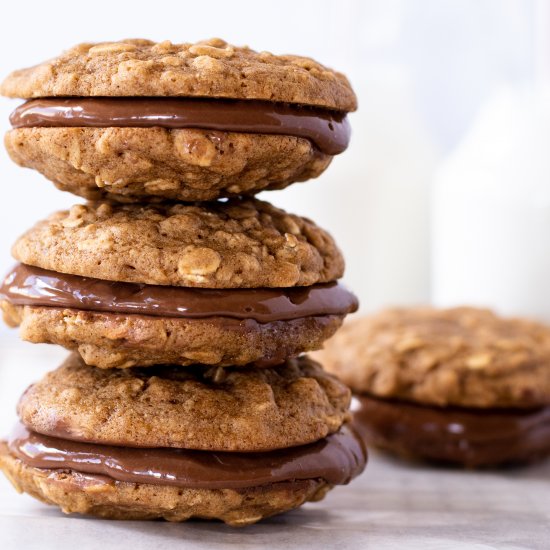 Oatmeal Nutella Cream Cookies