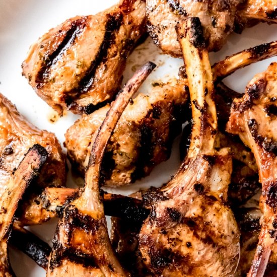 SRIRACHA MAYO GRILLED LAMB CHOPS