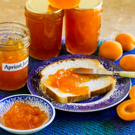 Homemade Fresh Apricot Jam