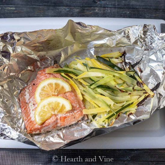 Easy Salmon Foil Packets