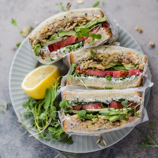 falafel sandwich