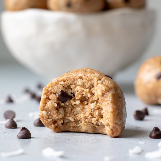 Almond-Coconut Protein Bars