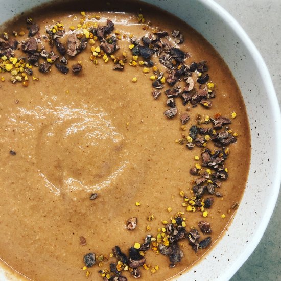 Banana Cacao Smoothie Bowl