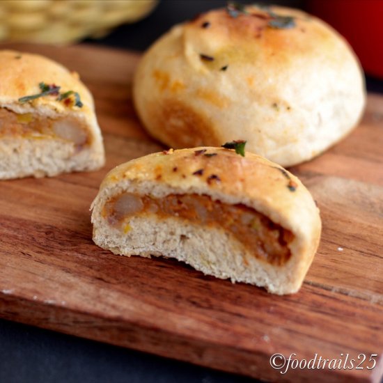 Bhaji Stuffed Pav