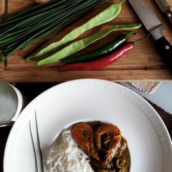 SHRIMP IN COCONUT CURRY