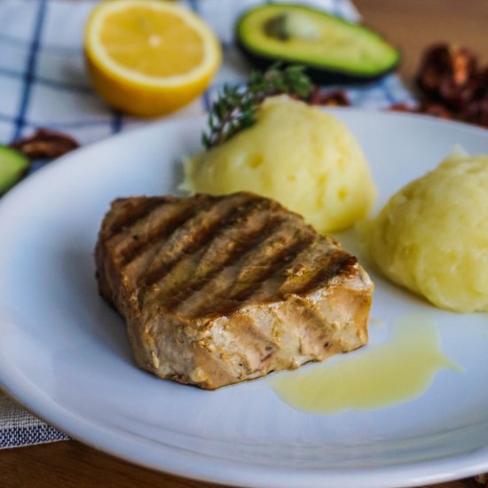 Juicy Grilled Tuna Steaks