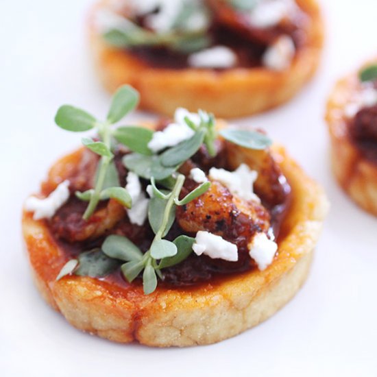 Sopes con Pescado Adobado