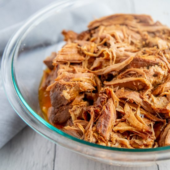 Texas Style Pulled Pork (Crockpot)