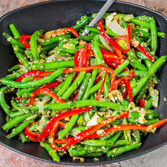 Frozen green beans with bell pepper