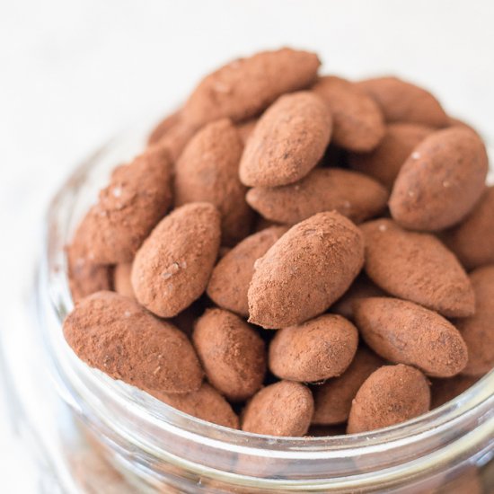 Cocoa Almonds