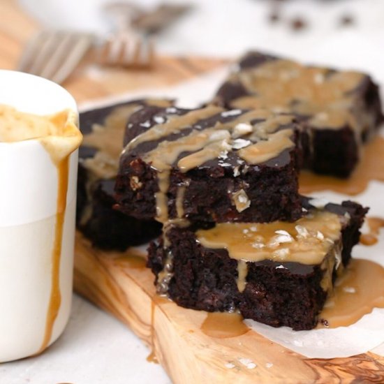 Paleo Salted Caramel Brownies