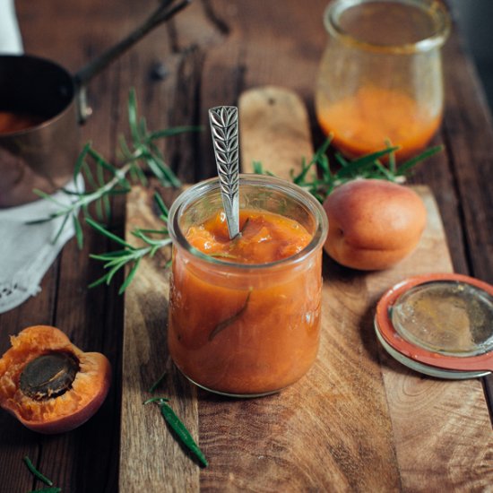 Rosemary apricot jam