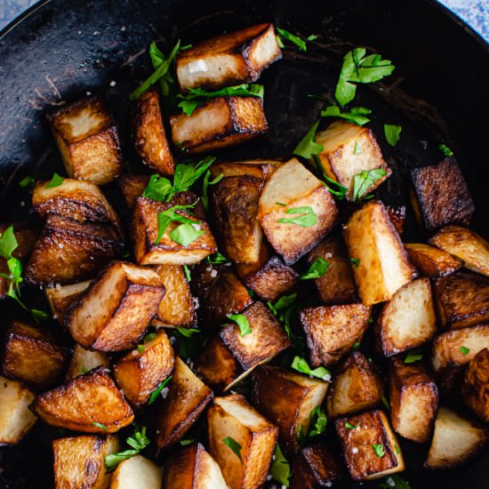 Roast potatoes with lemon