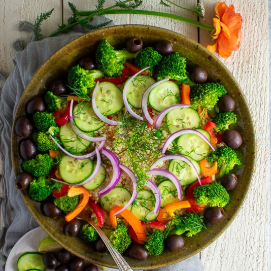 Mediterranean Quinoa Potluck Salad