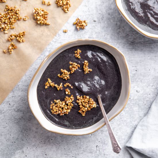 Blueberry Spinach Smoothie Bowl