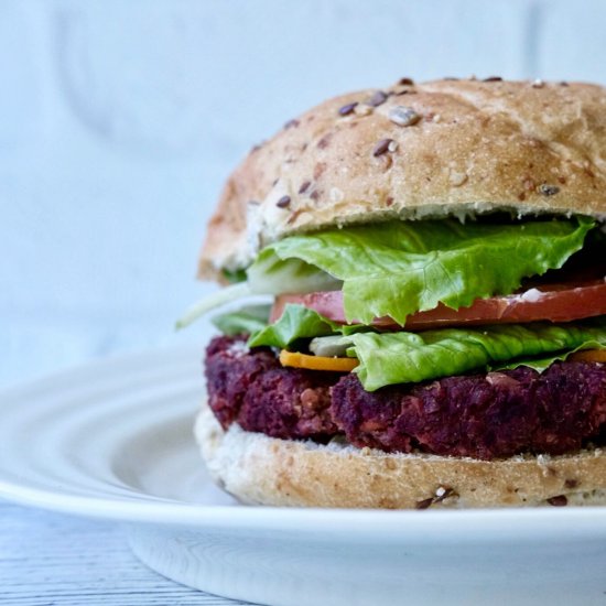 Smokey Tempeh Beet Burgers