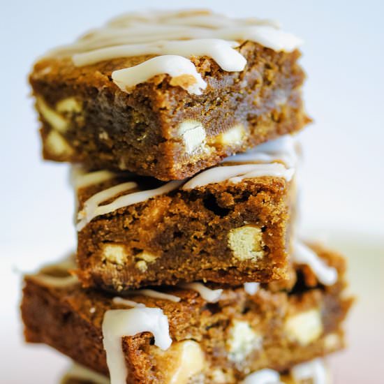 Cinnamon & White Chocolate Blondies