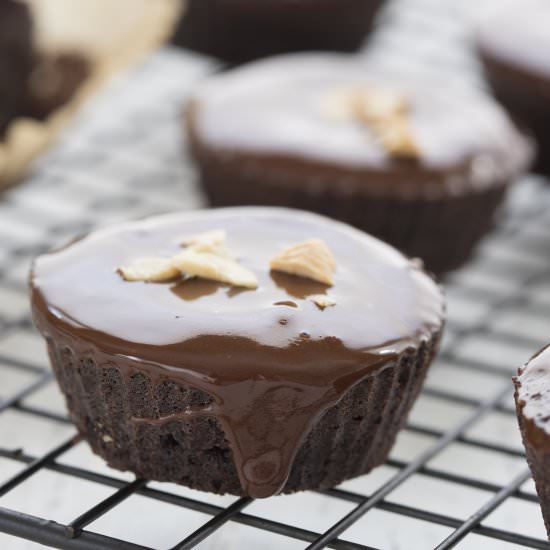 Peanut Butter Brownie Cupcakes