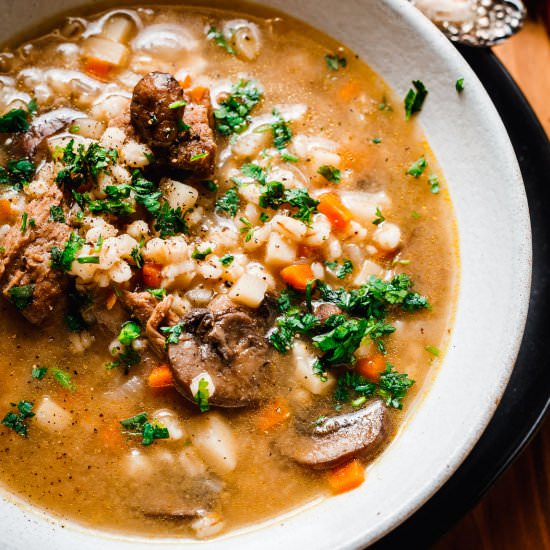 Instant Pot Beef and Barley Soup