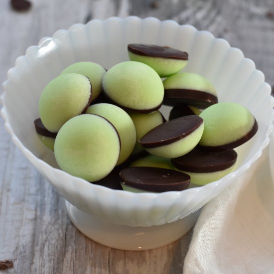 Keto Copycat “Andes” Mint Chocolate