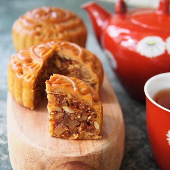 Five Nuts Mooncake Malaysian Style