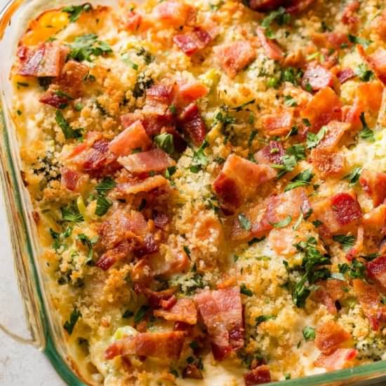 CREAMY CHEESY BROCCOLI BAKE