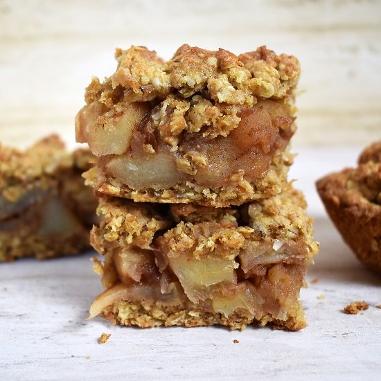 Apple Crumble Slice