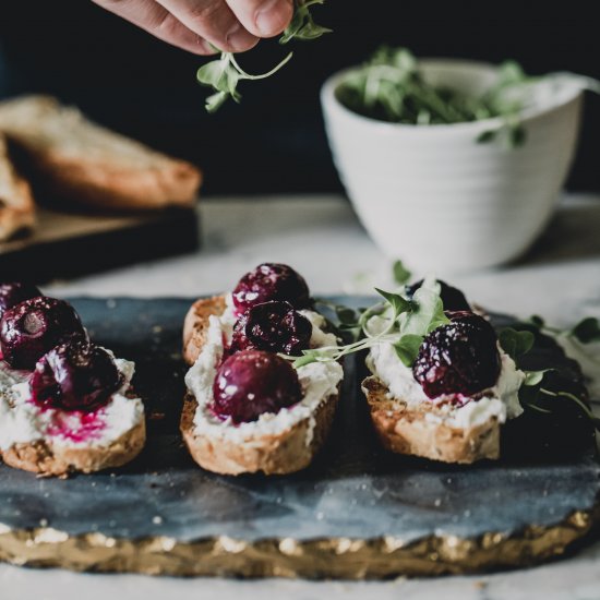 Muscadine Toast