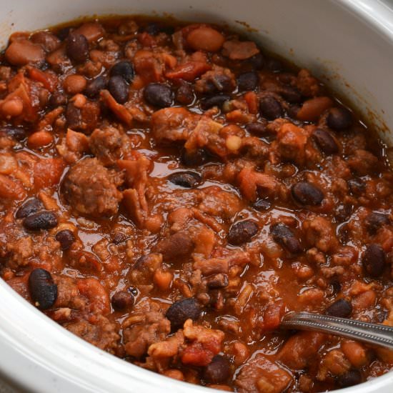 Easy Crock Pot Cowboy Beans