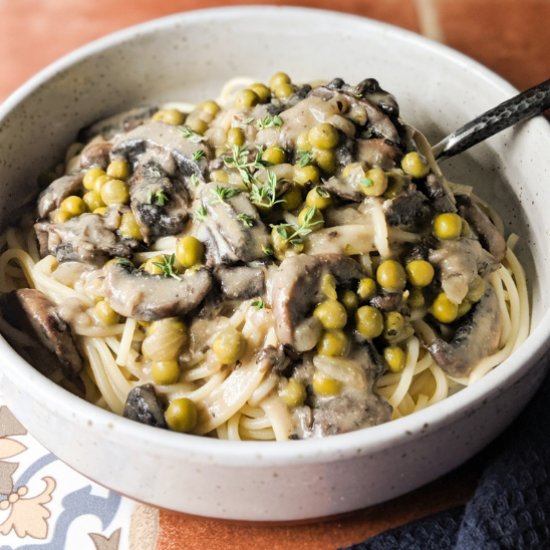 Creamy Vegan Mushroom Stroganoff