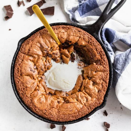 Deep Dish Chocolate Chip Cookie