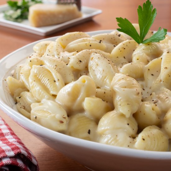 Creamy Garlic Parmesan Shells Pasta