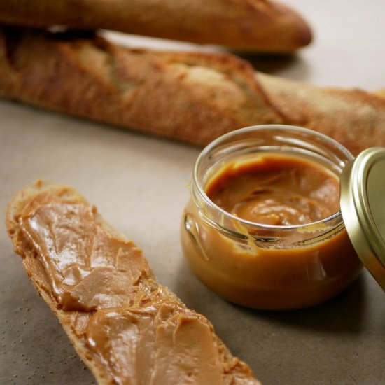 Caramelized White Chocolate Spread