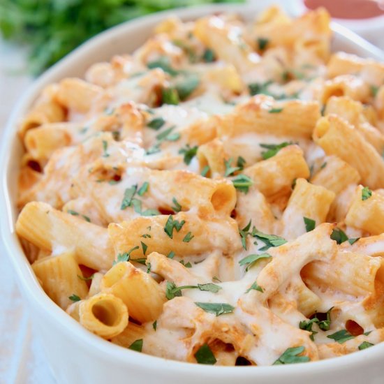 Buffalo Chicken Baked Pasta