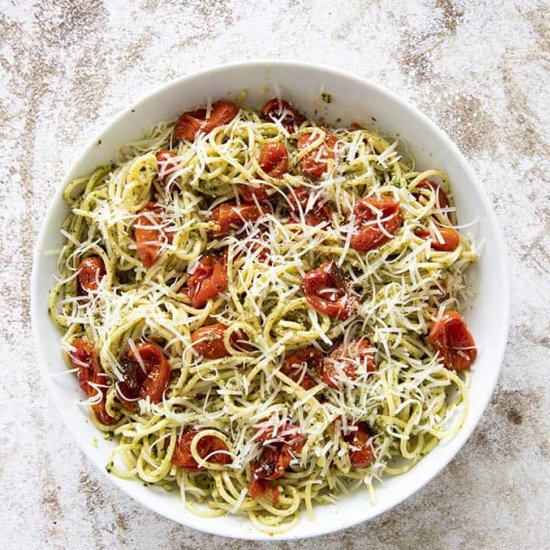 Toasted Tomato Pesto Pasta