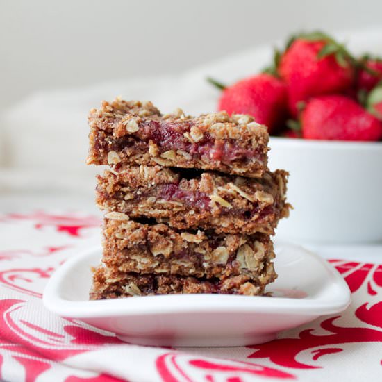 Vegan Strawberry Crumble Bars