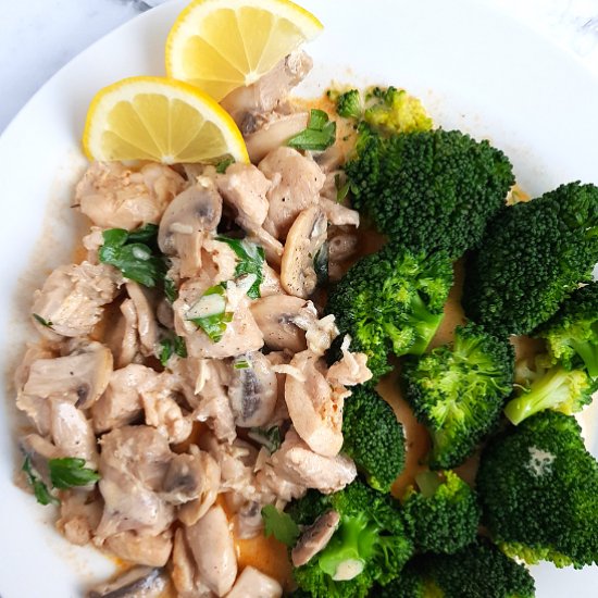 Low Carb Creamy Chicken Thighs